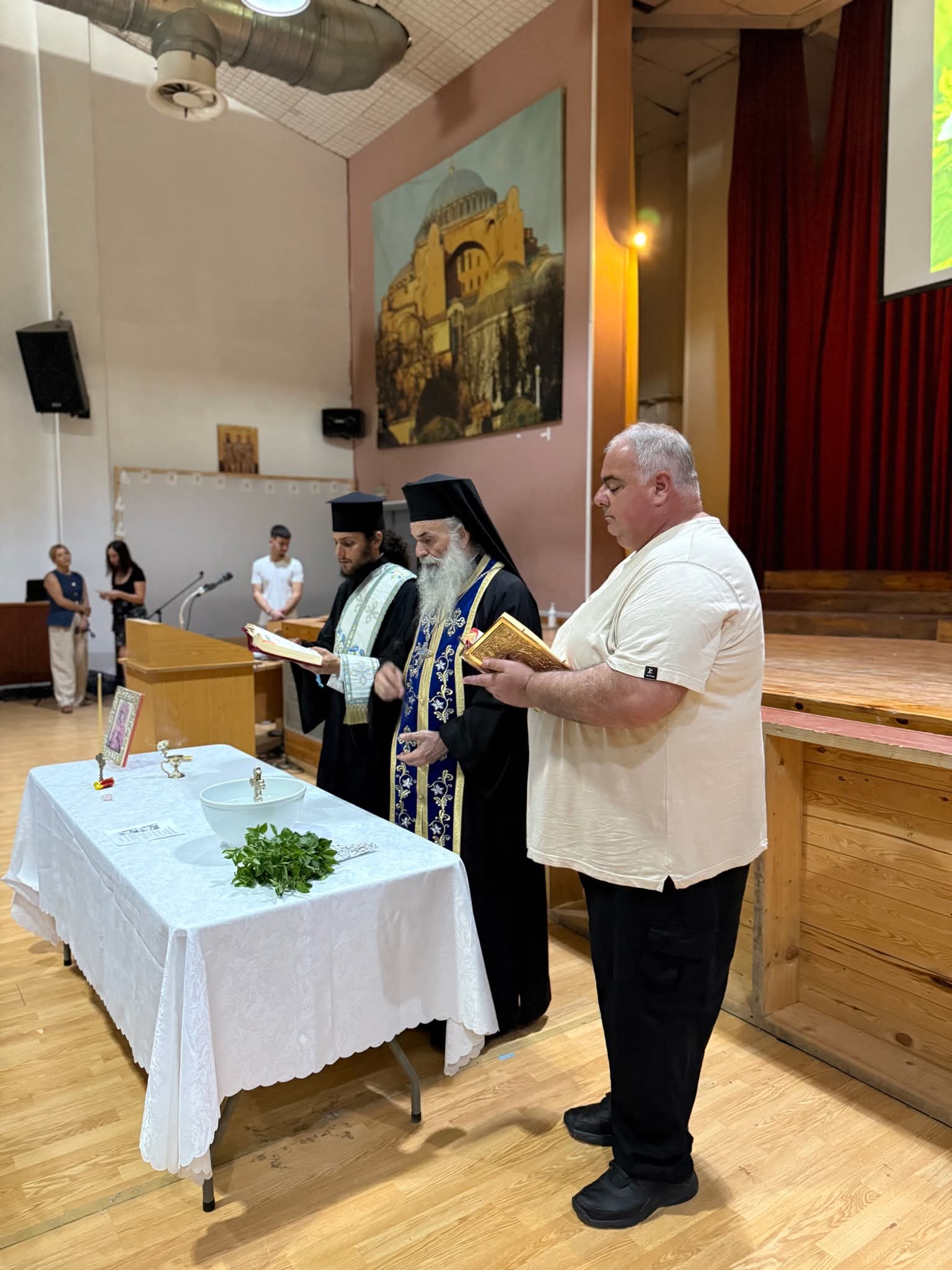 Facebook 1758616397884 7376171792110811950